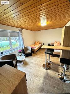 Foto de la galeria de Pension und Arbeiterunterkünfte Michael a Langenwetzendorf