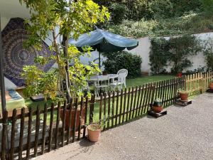 En have udenfor App privado en casa, si mascotas