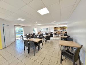 En restaurant eller et andet spisested på Oasis bora bora 4 personnes