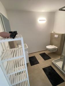 Et badeværelse på Ferienhaus Wesloer Landstraße 6b