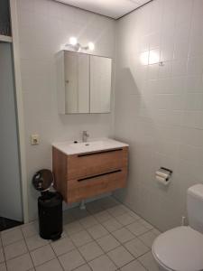 Phòng tắm tại Petten Beach 1