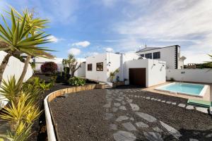 Swimmingpoolen hos eller tæt på Kaizen Volcano Home