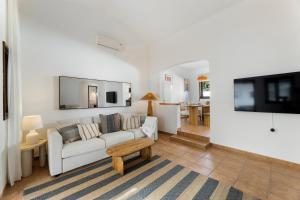 Et tv og/eller underholdning på Kaizen Volcano Home