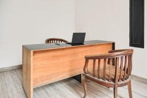 Billede fra billedgalleriet på Hotel O Teluk Betung Near Water Park Lembah Hijau Formerly Kanajiwa Guesthouse 2 i Lampung