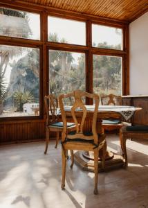 Khu vực ghế ngồi tại Ampelaki Blue