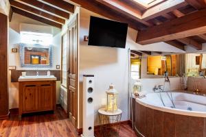 Phòng tắm tại Casa Quimera +16 ảnh