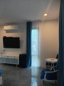 TV/trung tâm giải trí tại Backpack Bay +27 ảnh