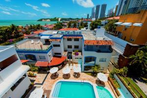 Swimmingpoolen hos eller tæt på Hotel Areia de Ouro