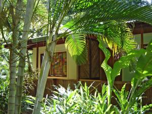 Gallery image of El Colibri Lodge in Manzanillo