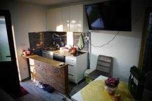 Nhà bếp/bếp nhỏ tại Bajka Koktel