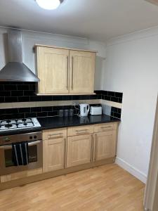 Køkken eller tekøkken på Stunning Apartments Central Croydon