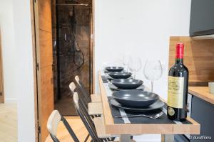 Thức uống tại L'Obsidienne - Sauna & Spa Suite - Parking, Train Station