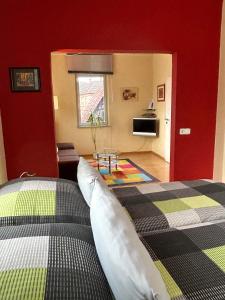 Postel nebo postele na pokoji v ubytování Holiday il Macellaio - Cosy Apartment - Neustadt Zentrum