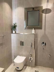 Koupelna v ubytování شقه مفروشه فاخره + 20 fotografií