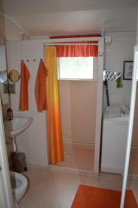 Et badeværelse på Humlebo + 10 billeder