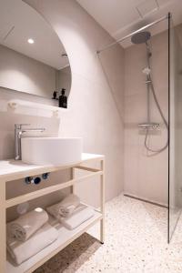 Phòng tắm tại Hotel Zest Den Haag - Scheveningen