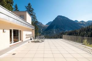 En generel udsigt til bjerge eller udsigt til bjerge taget fra lejligheden