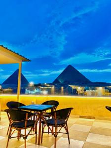 En generel udsigt til bjerge eller udsigt til bjerge taget fra hotellet