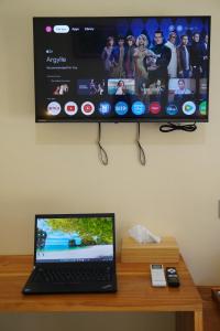 Et tv og/eller underholdning på Salili Bungalow