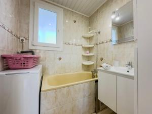 Et badeværelse på Le 19 Lavigne - Parking + 73 billeder