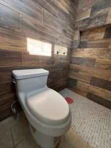 Et badeværelse på Casa Jatsutsil Bacalar