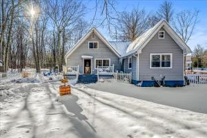 Billede fra billedgalleriet på Poconos Summit - Indoor Hot Tub - Sauna - Games i Stillwater Lake Estates