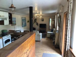 Kuchyň nebo kuchyňský kout v ubytování Stables, 2 bed, Private Eco House, Dartmoor