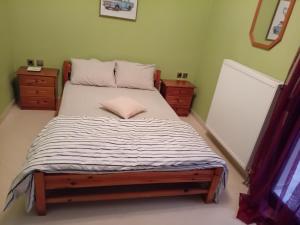 Postel nebo postele na pokoji v ubytování Παλατι Λευκοβρυση