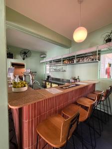 Nhà bếp/bếp nhỏ tại Long Street Backpackers