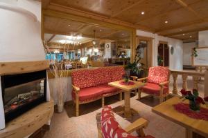 Χώρος καθιστικού στο Hotel Alpenpanorama