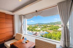 En generel udsigt til bjerge eller udsigt til bjerge taget fra hotellet