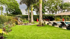 En have udenfor Uyoga House