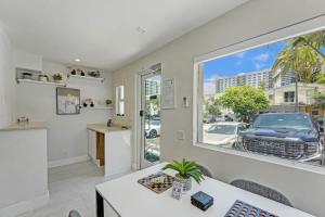 Billede fra billedgalleriet på Eden Escape Studio 2103 Walk to FLT Beach i Fort Lauderdale + 30 billeder