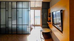 Et tv og/eller underholdning på 오리엔 속초 호텔