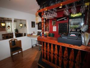 Area lounge atau bar di Orrefors hotell & restaurang