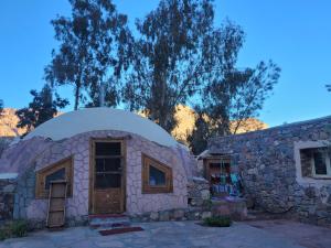 Budova, kde se penzion nachází + 16 fotografií