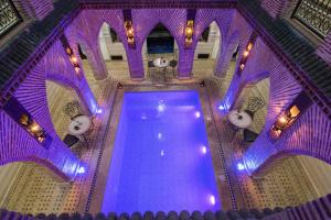Bazén v ubytování Riad Challa Hotel & Spa nebo v jeho okolí