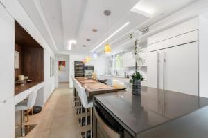 Køkken eller tekøkken på Villa Escada in Dorado Beach Resort Private Pool