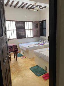 Koupelna v ubytování Amani Guest House, Utukuni Lamu Island