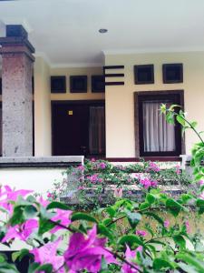 Zahrada ubytování Tanjung Sari Inn