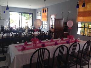 Restauracja lub miejsce do jedzenia w obiekcie Hostal San Luis