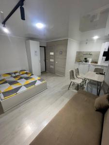 Køkken eller tekøkken på 1-ком апартаменты в центре города Ritual