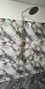 Et badeværelse på Nobel bandarawela hotel + 9 billeder