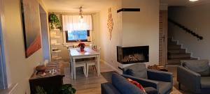 Posezení v ubytování Dom Górski Klimat-Willa 160 m2 z wewnętrzną sauną fińską, zniżki do Term Gorący Potok