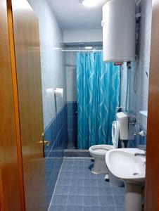 Et badeværelse på Apartmani Jelena 5