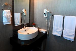 Koupelna v ubytování Al Olaya Suites Hotel