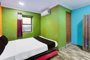 Galeriebild der Unterkunft Super Collection O Karnampet Gate Formerly KVS Residency in Jāmb