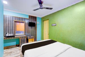 Galeriebild der Unterkunft Super Collection O Karnampet Gate Formerly KVS Residency in Jāmb