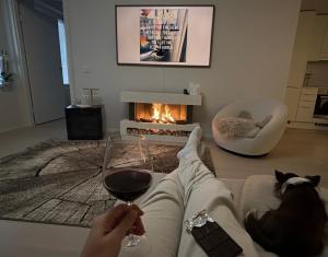 TV a/nebo společenská místnost v ubytování Viherpihan toivo I 5G I Free parking I Sauna