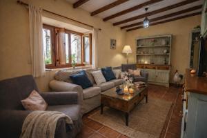 Et opholdsområde på Casa Rural La Carrozal Senda del Oso + 77 billeder